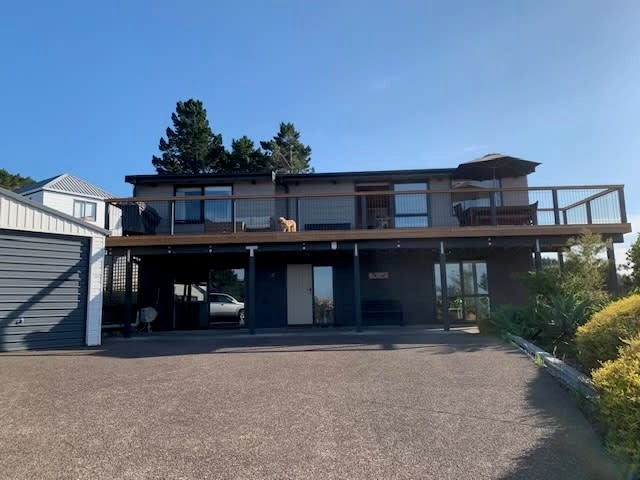 38 Trig Hill Road, Onetangi, Waiheke Island - Carousel 1