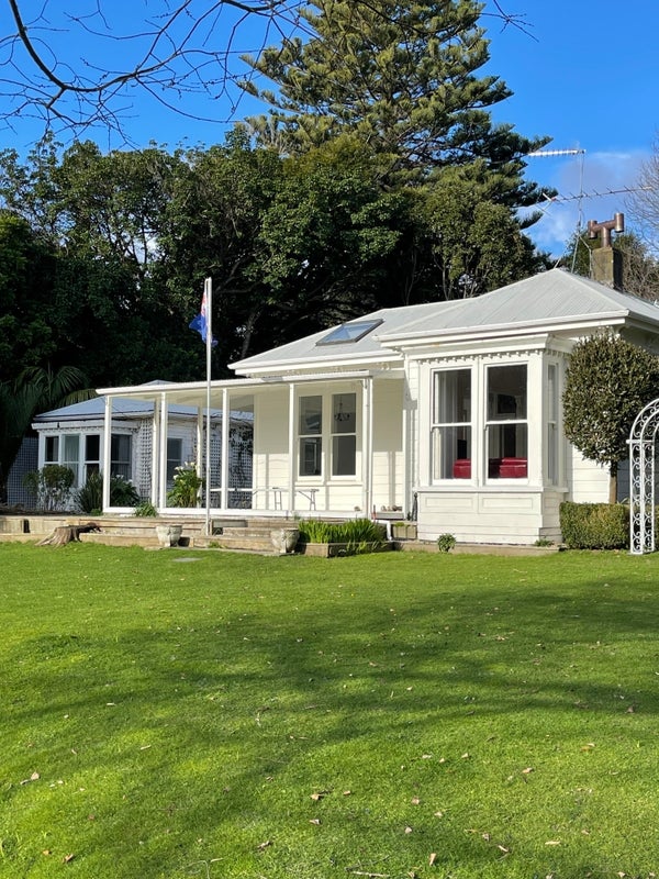 235 Main Road North, Otaihanga, Paraparaumu - Carousel 1