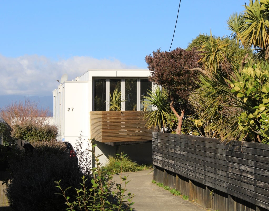 27 Mana Street, Vogeltown, Wellington - Carousel 1