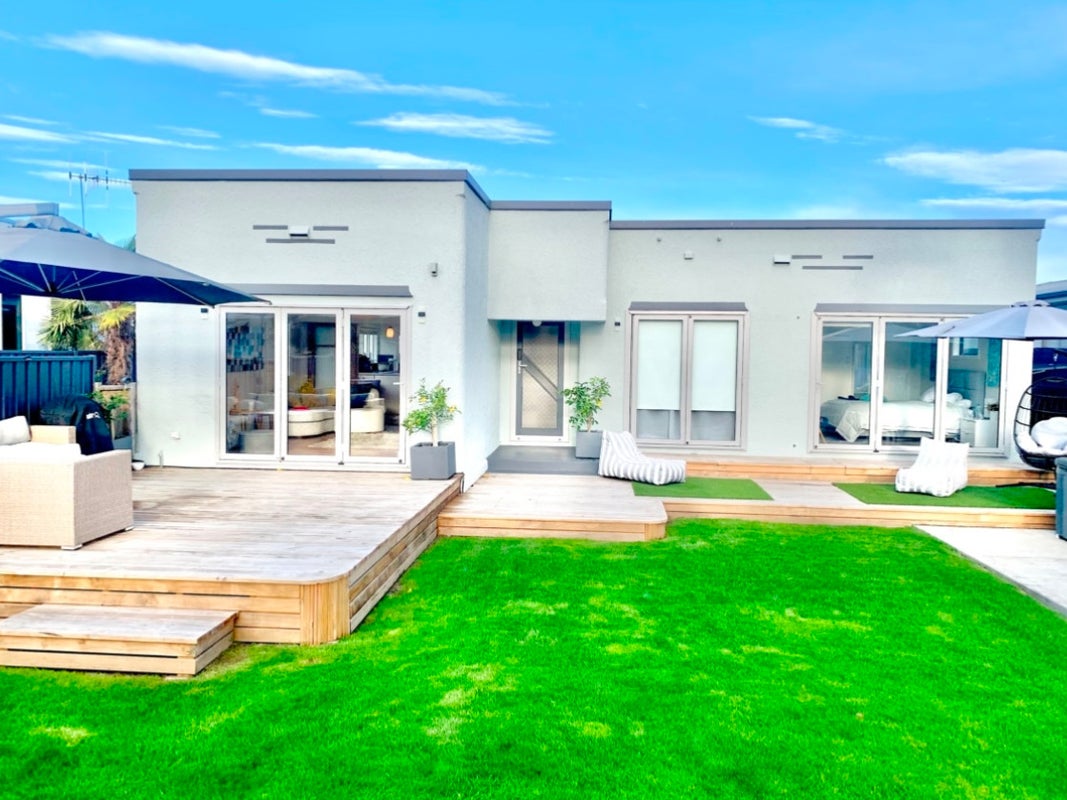 8 Higgins Street, Marewa, Napier - Carousel 1
