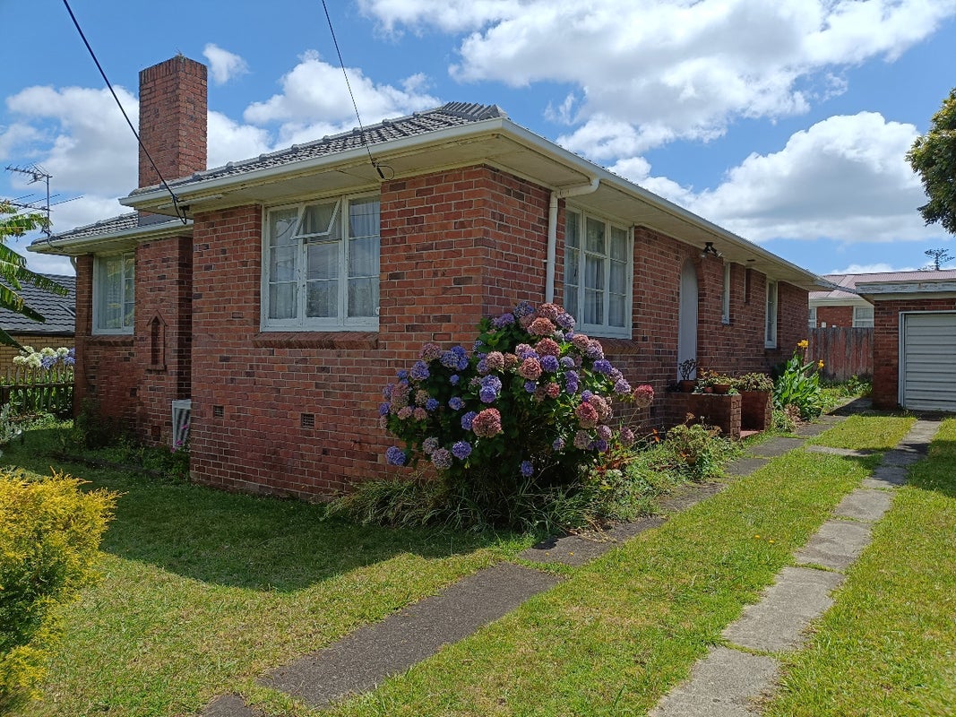 1/14 Burns Avenue, Takapuna, Auckland - Carousel 1