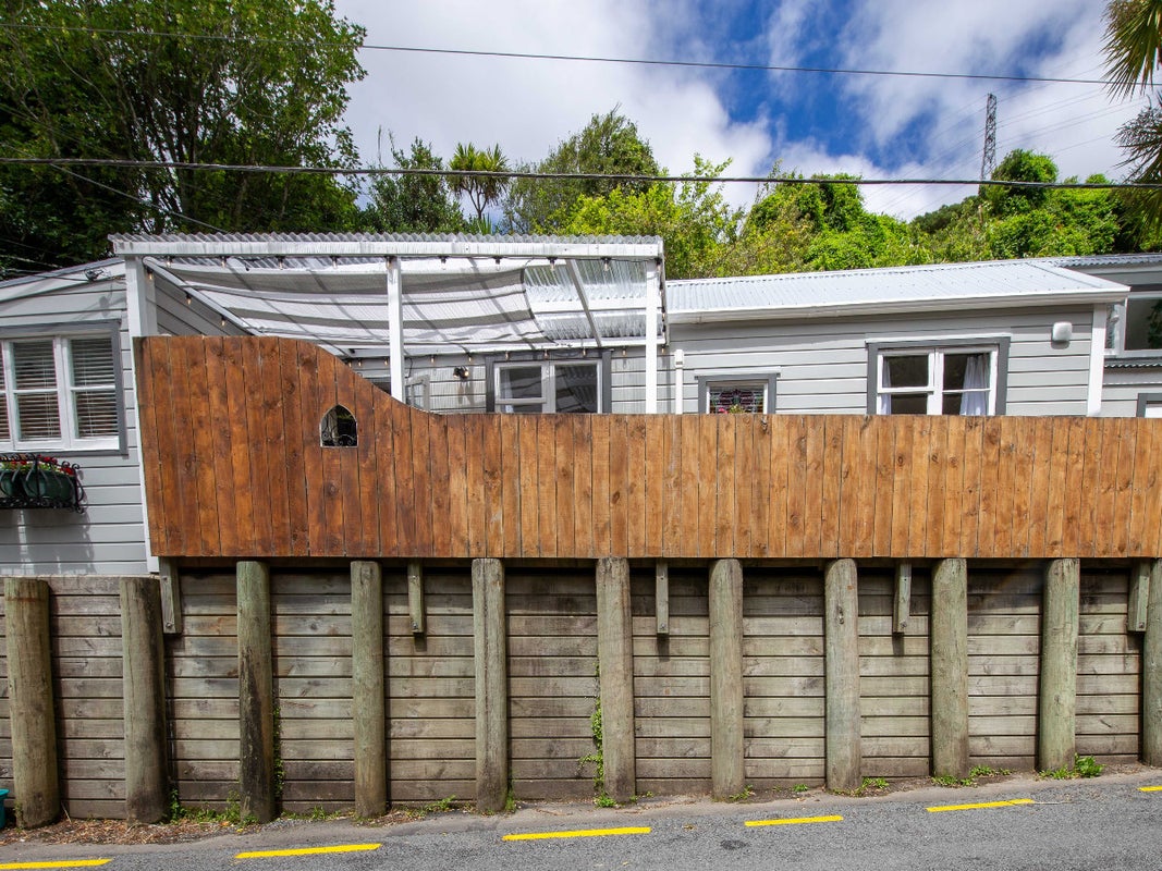 113 Holloway Road, Aro Valley, Wellington - Carousel 1