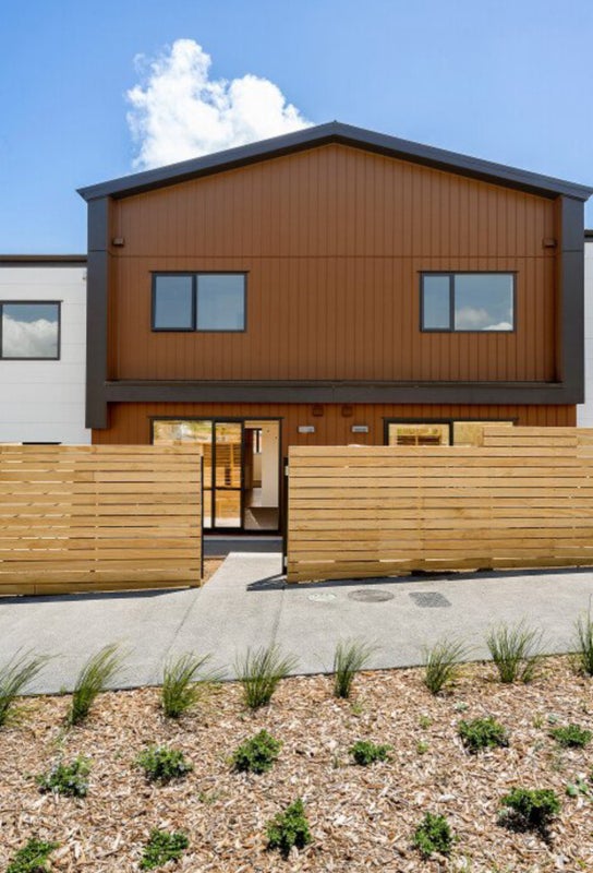 9 Sun Orchid Avenue, Wiri, Auckland - Carousel 1