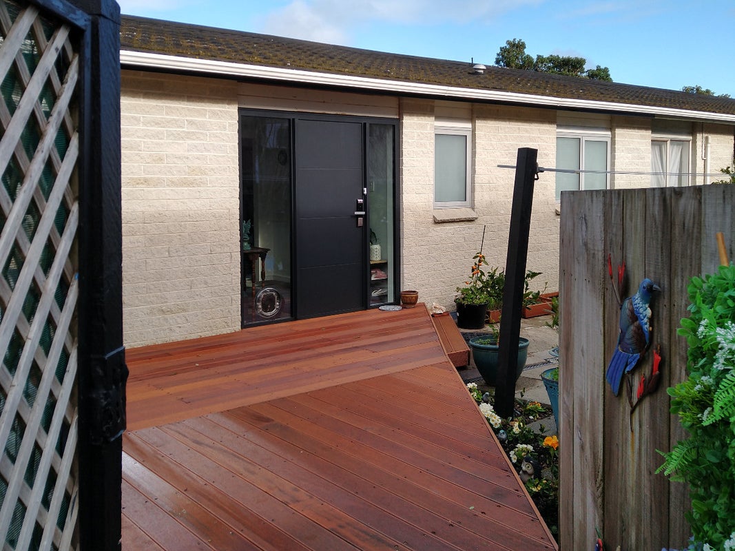 6A Cobar Close, Maupuia, Wellington - Carousel 1