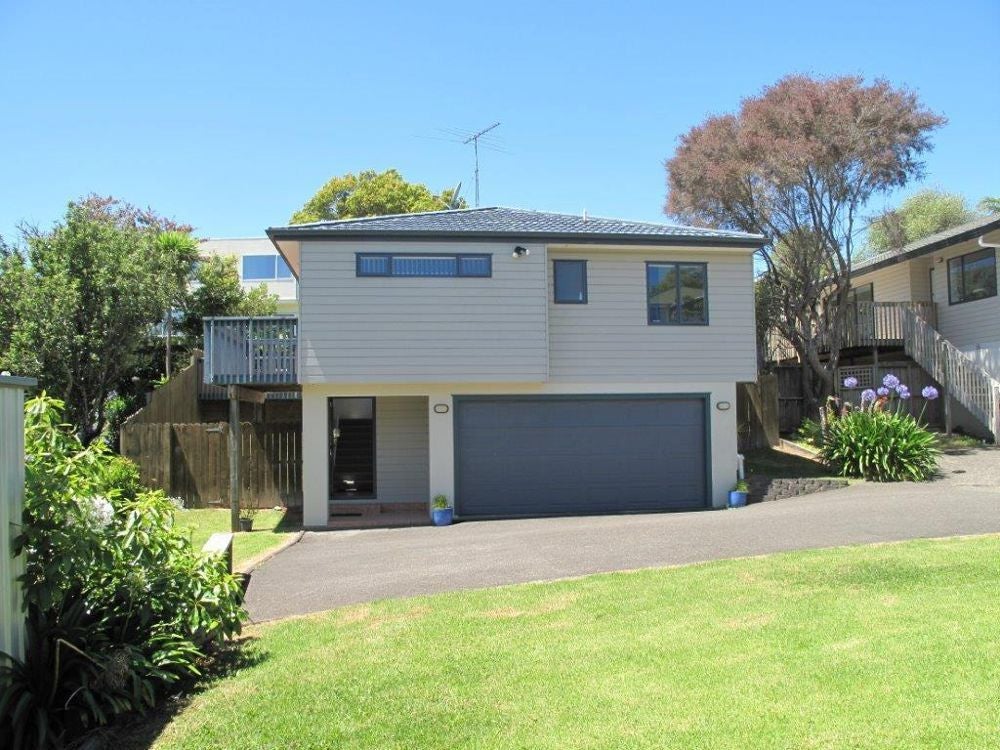 31A Aeroview Drive, Beach Haven, Auckland - Carousel 1
