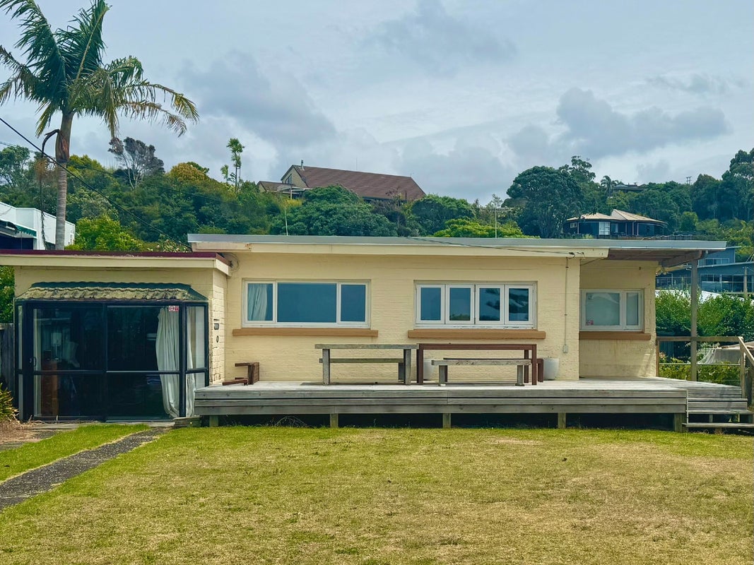 1939 Ngunguru Road, Ngunguru, Whangarei - Carousel 1