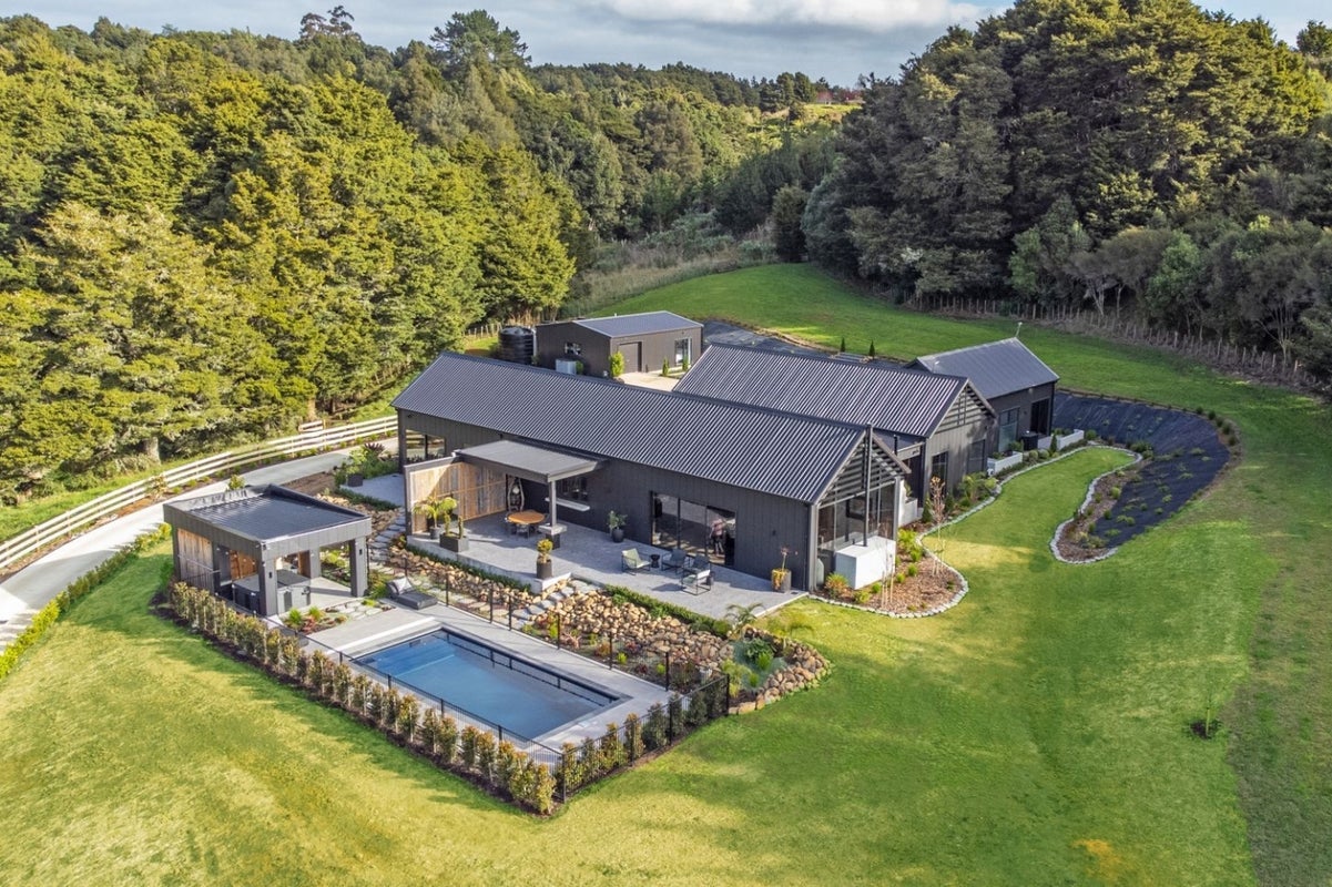98 Old Coach Way, Ramarama, Drury - Carousel 1