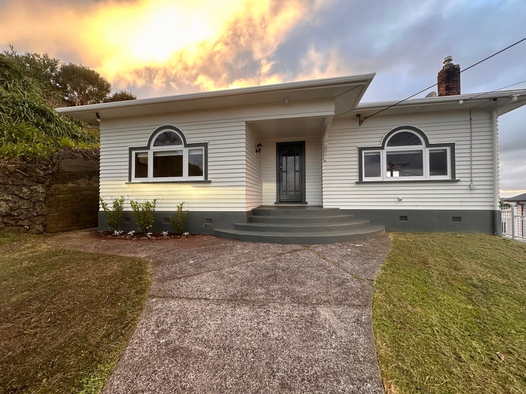 26 Mays Street, Devonport, Auckland - Carousel 1