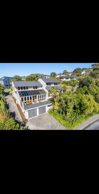 1 Woodford Way, Crofton Downs, Wellington - Carousel 1