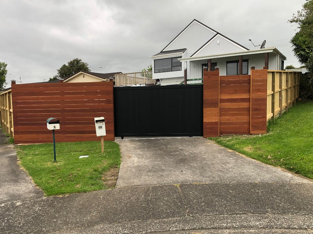 10 Destino Court, Conifer Grove, Takanini - Carousel 1
