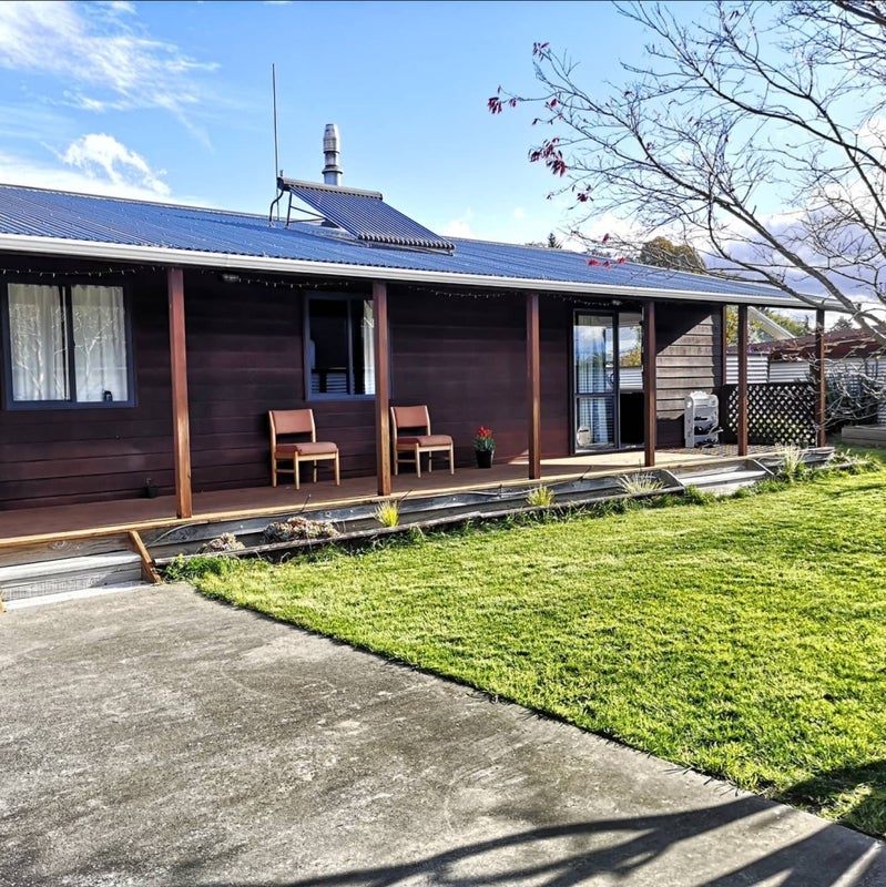 10 Solway Crescent, Solway, Masterton - Carousel 1