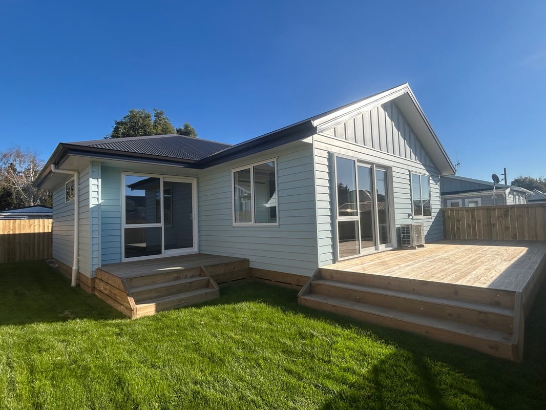 2B Kea Street, Frankton, Hamilton - Carousel 1