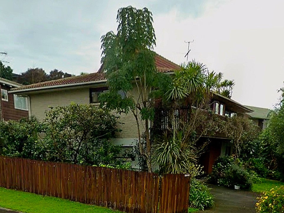 4 Coromandel Crescent, Mairangi Bay, Auckland - Carousel 1