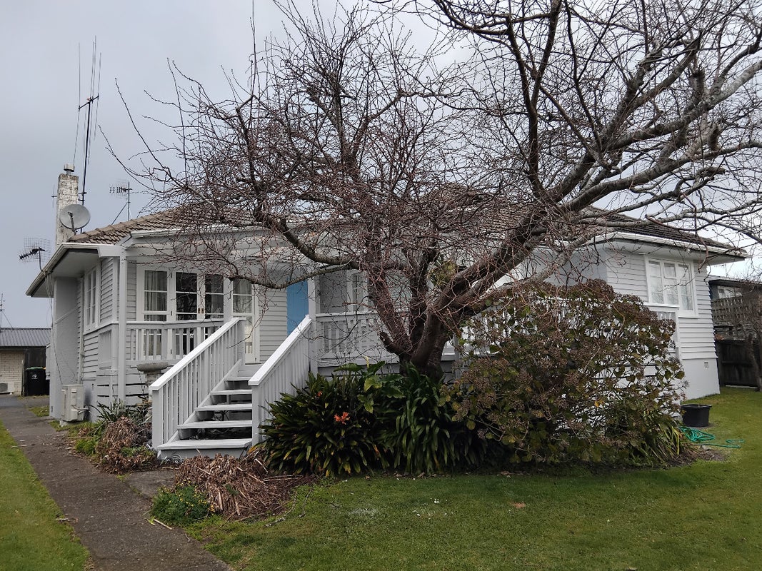 34 WATLING ST, Gates PA, Tauranga - Carousel 1