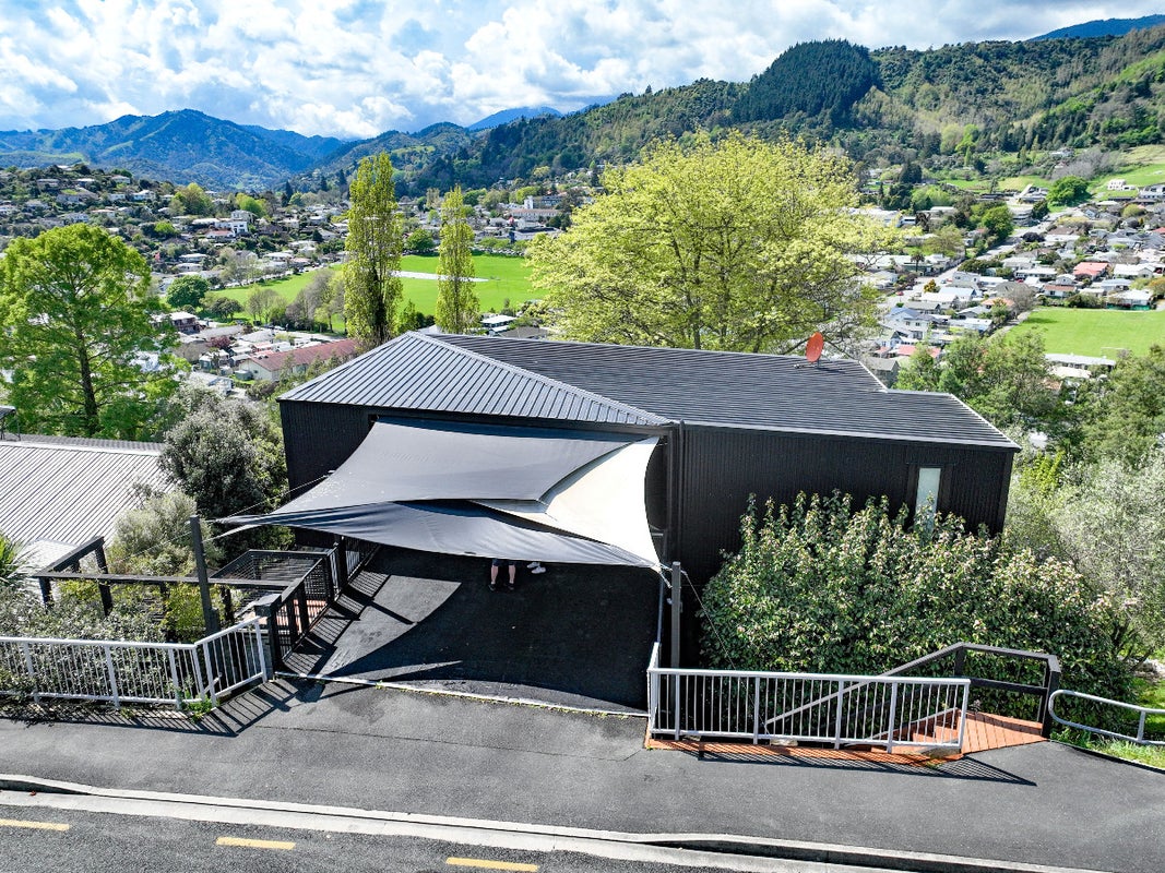 7 Jenner Road, Toi Toi, Nelson - Carousel 1