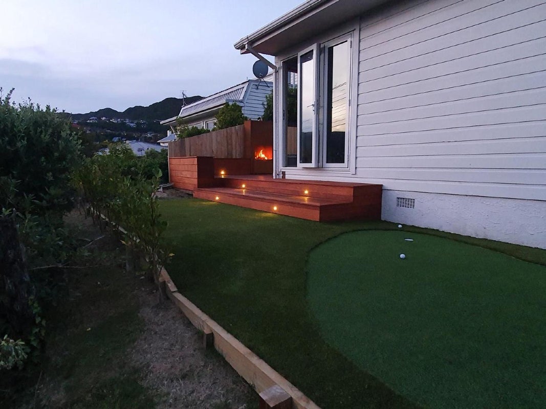 19 Lucknow Terrace, Khandallah, Wellington - Carousel 1
