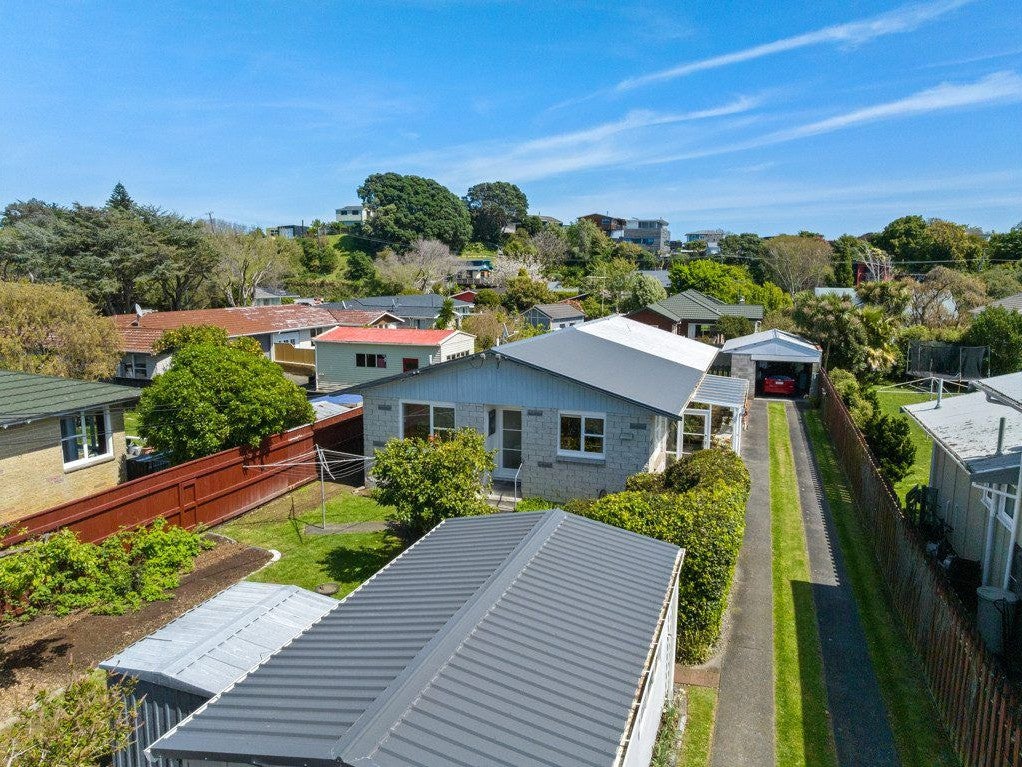 47A Alexander Road, Raumati Beach, Paraparaumu - Carousel 1