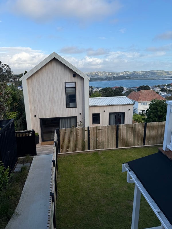 55A Rakau Road, Hataitai, Wellington - Carousel 1