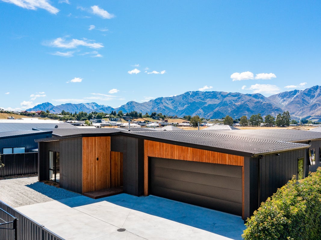 55 Little Maude Drive, Wanaka - Carousel 1