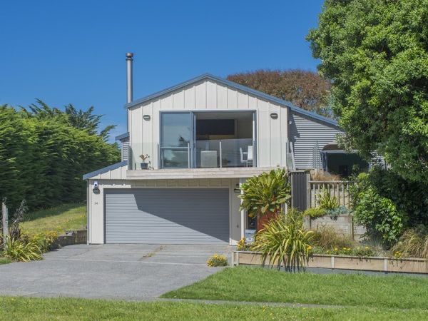 34 Heperi Street, Waikanae Beach, Waikanae - Carousel 1