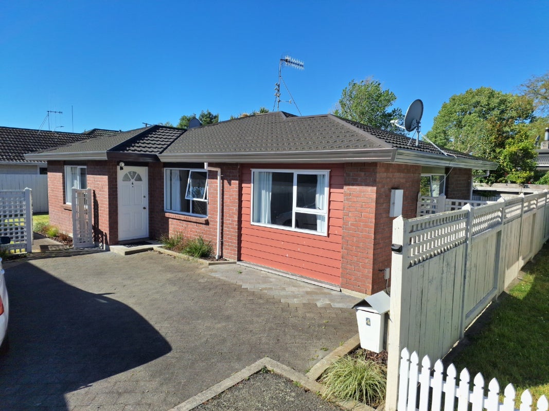 4 Clendon Court, Roslyn, Palmerston North - Carousel 1