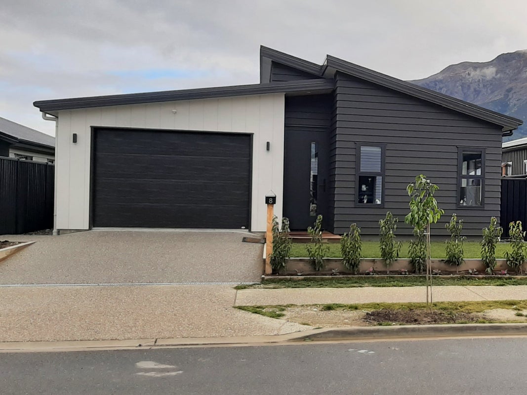 8 Waddell Street, LAKE HAWEA - Carousel 1