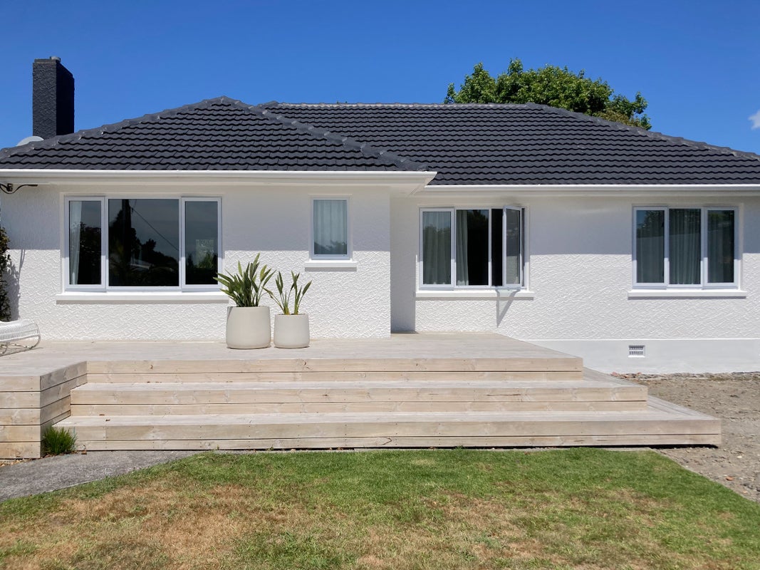34 Tarahua Road, Vogeltown, New Plymouth - Carousel 1