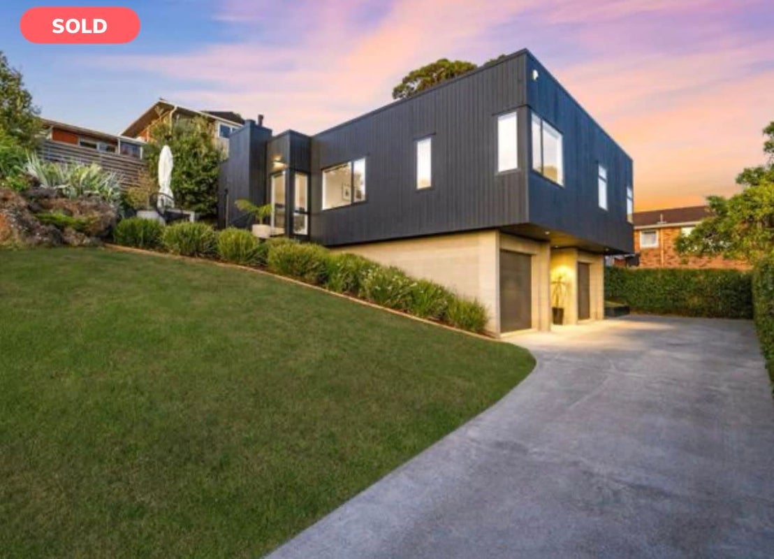 9A Huapai Street, Onehunga, Auckland - Carousel 1