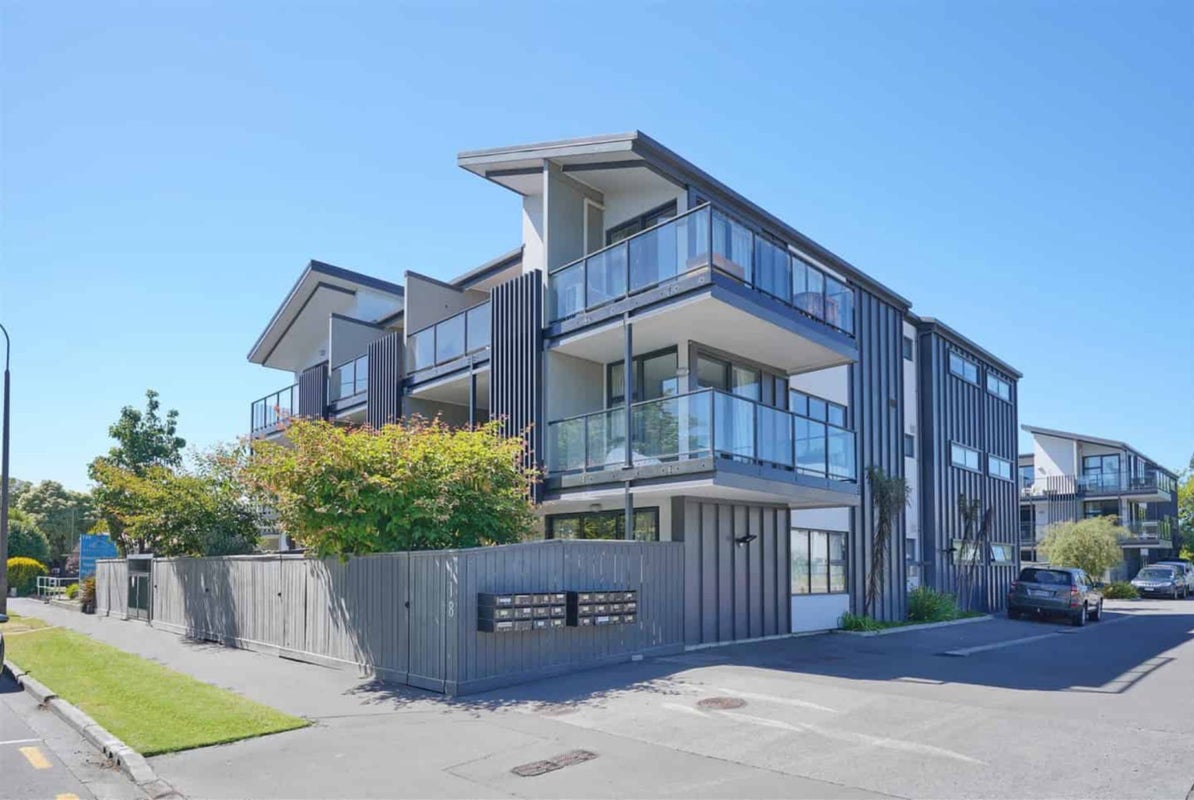 303/118 Bealey Avenue, Christchurch Central, Christchurch - Carousel 1