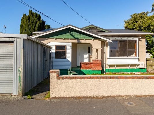 22 Britannia Street, Petone, Lower Hutt - Carousel 1