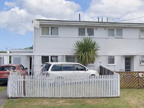 71 Talbot Street, Whanganui East, Whanganui - Carousel 1