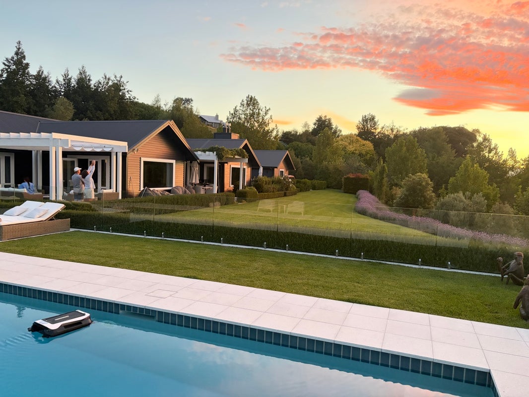 9 Matarua Rise, Waimarama, Havelock North - Carousel 1