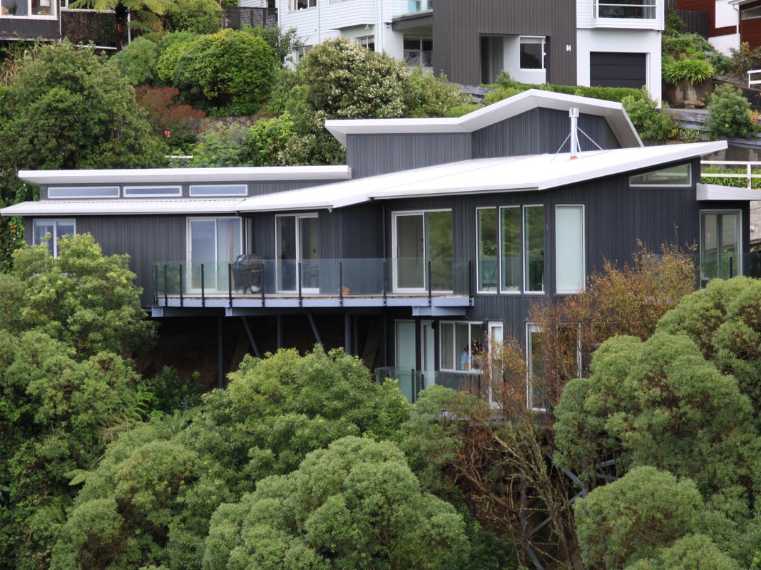 61 Lohia Street, Khandallah, Wellington - Carousel 1