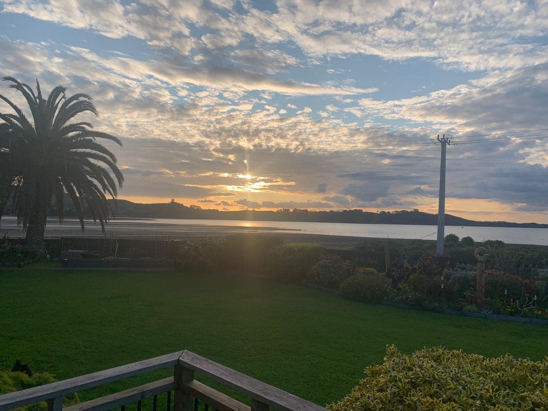 2 Karaka Road, Kawakawa Bay, Papakura - Carousel 1