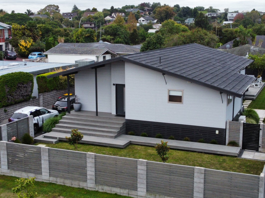 22 Morrow Avenue, St Andrews, Hamilton - Carousel 1