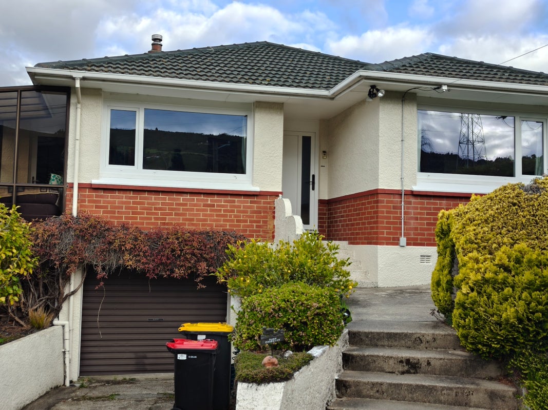 39 Derwent Street, Helensburgh, Dunedin - Carousel 1