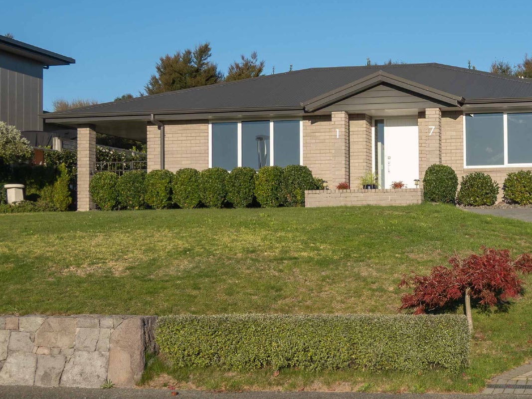 17 Moa Lane, Richmond Heights, Taupo - Carousel 1