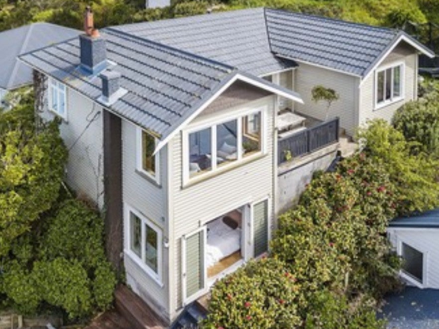 43 Garden Road, Northland, Wellington - Carousel 1
