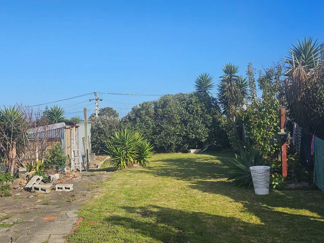 31 Ruapehu Street, Castlecliff, Whanganui - Carousel 1