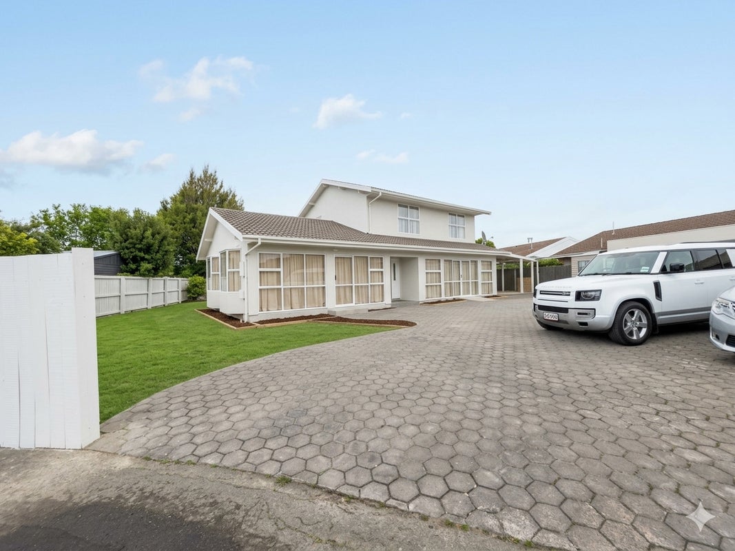 1 Sycamore Lane, Sockburn, Christchurch - Carousel 1