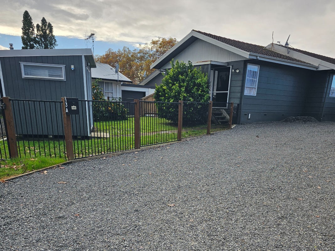 13A Creswell Place, Leamington, Cambridge - Carousel 1