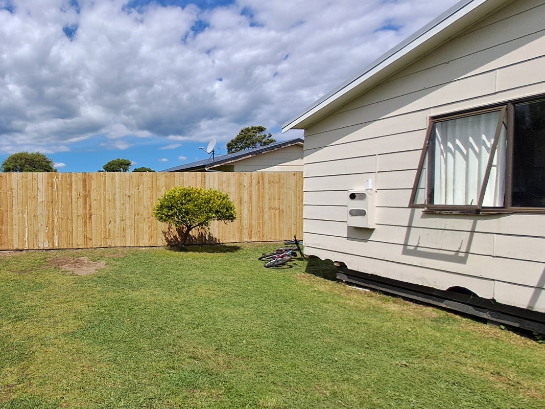 2/56D Burundi Avenue, Clendon Park, Auckland - Carousel 1