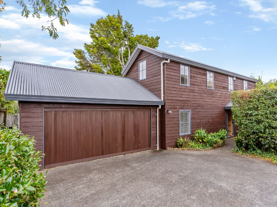 2/20 Fifth Avenue, Mount Albert, Auckland - Carousel 1