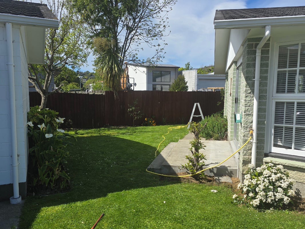 1B/2 Thorrington Lane, Cashmere, Christchurch - Carousel 1