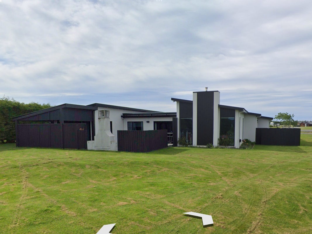 53 Inverurie Drive, Waihopai, Invercargill - Carousel 1