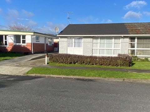51 Frederick Street, Avalon, Lower Hutt - Carousel 1