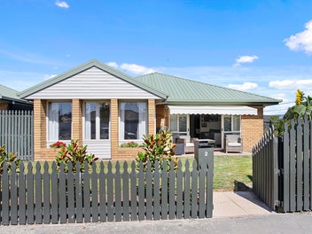 2A Cardigan Bay Place, Addington, Christchurch