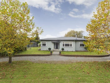 1200 Rangitikei Line, Palmerston North