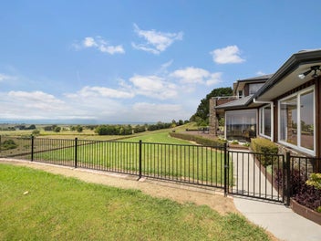 1237 Miranda Road, Pūkorokoro / Miranda, Kaiaua