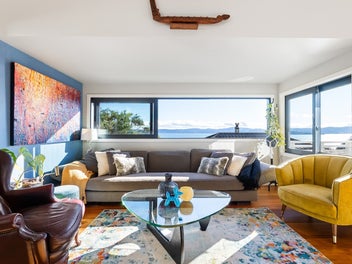 32 Rona Street, Eastbourne, Lower Hutt